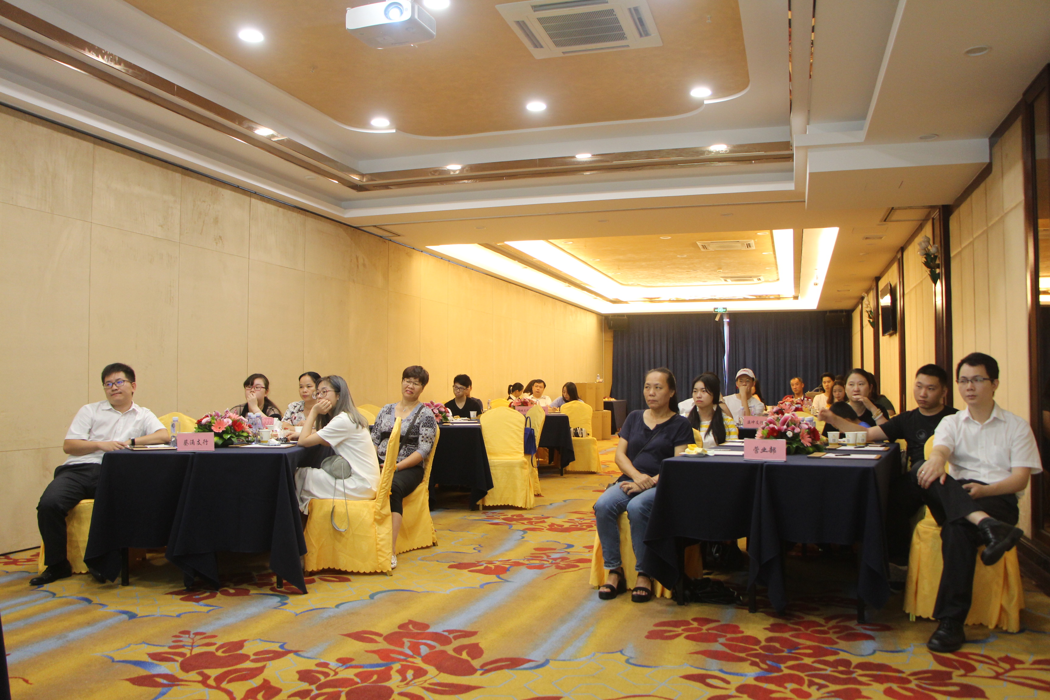 聆聽學(xué)長(zhǎng)經(jīng)驗(yàn)之談